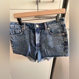 Women's H&M Divided denim shorts